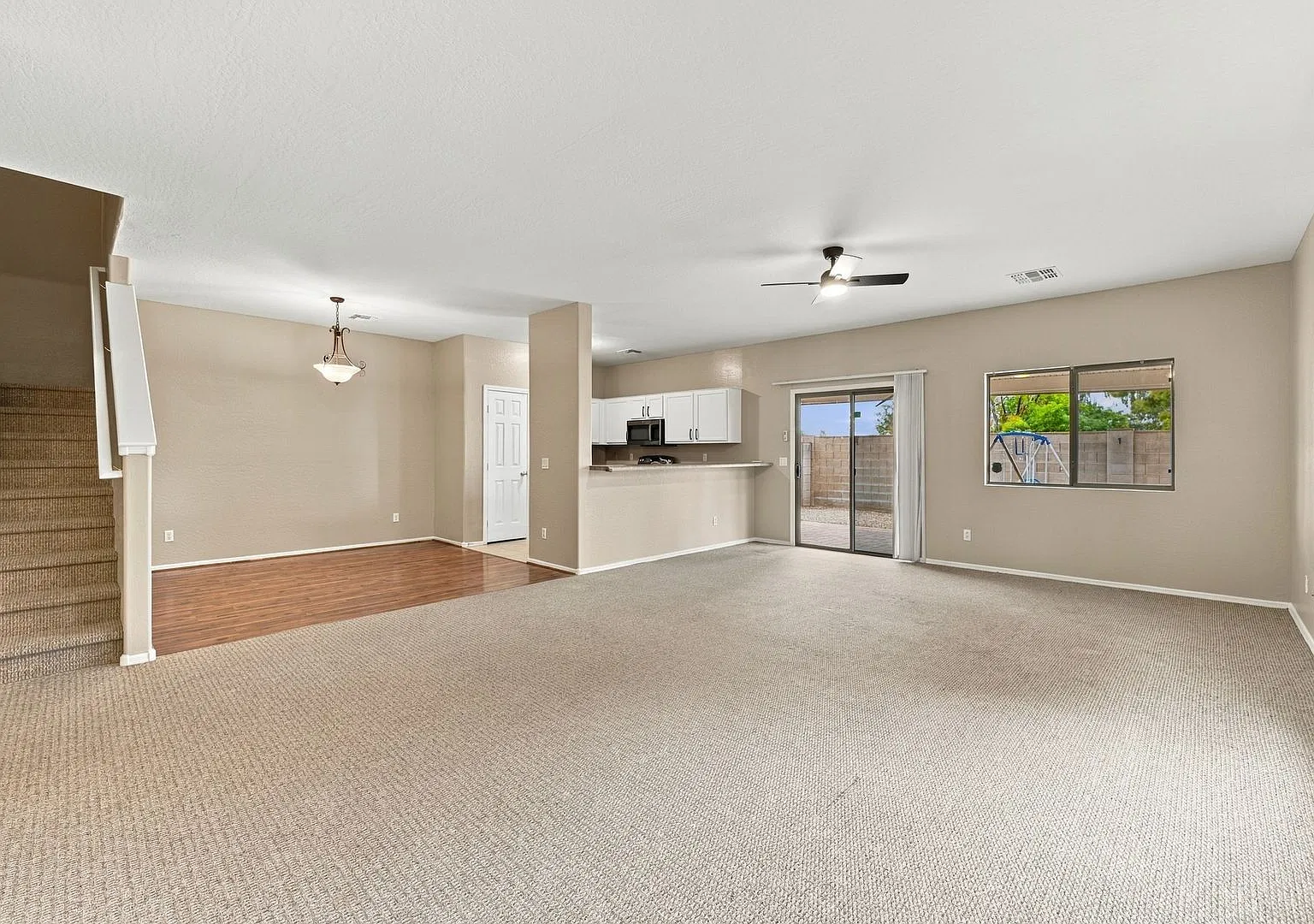 3 Bedroom Home In Townsend Square Gated Community W Comm Pool — Photo 2
