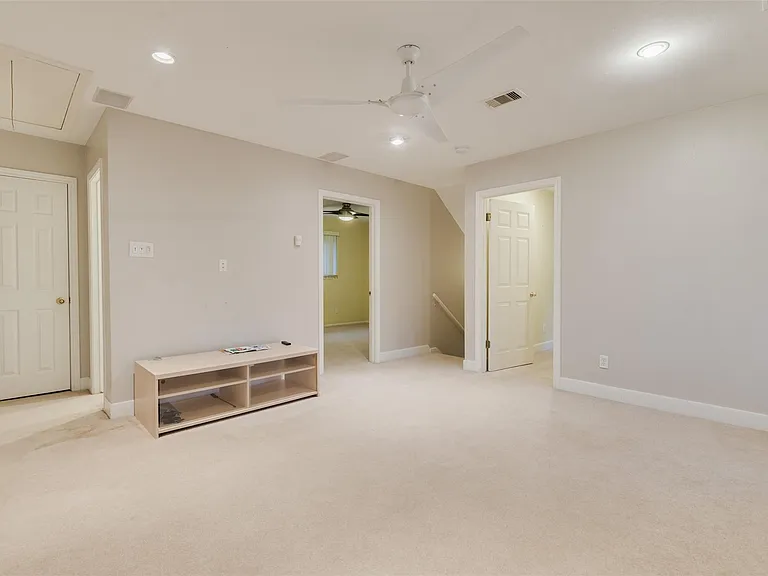 15203 Camelback Ct — Photo 15