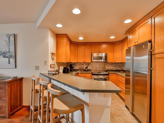 5th image of 10 Enclave North Drive #309