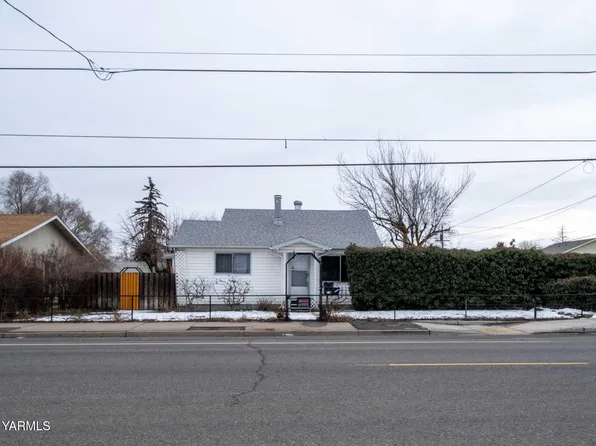 708 W Mead Ave, Yakima, WA 98902