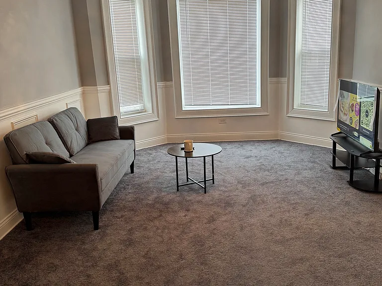6500 S Rhodes Ave #2 — Photo 12