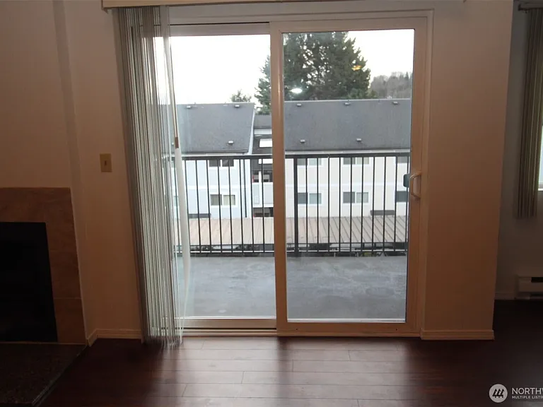 15210 Macadam Rd S #D304 — Photo 16