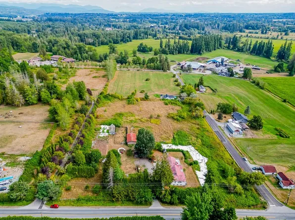 7714 216th St, Langley, BC V2Y 2S5