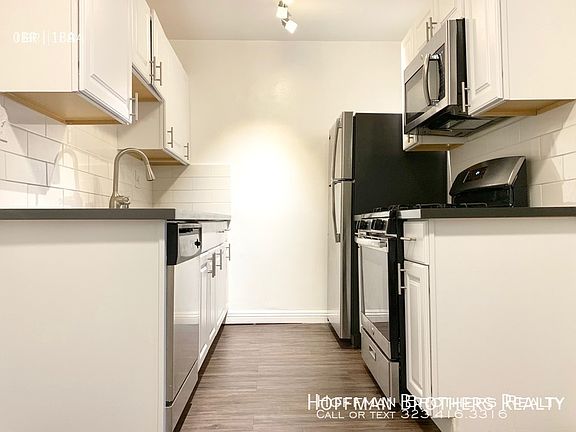 2nd image of 4845 Saturn St APT 4