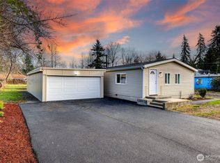 11221 40th Avenue E, Tacoma, WA 98446