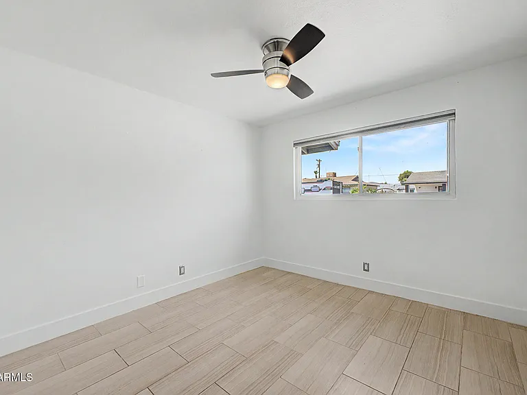 6713 E Latham St — Photo 13