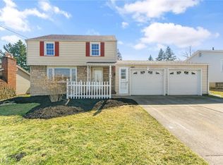 496 W Harvey St, Struthers, OH 44471