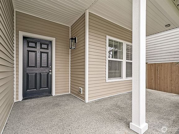 2nd image of 11024 181st Avenue Ct E