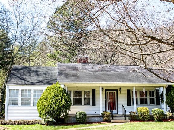 4th image of 2721 Haywood Ave