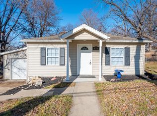 416 NW 80th St, Kansas City, MO 64118