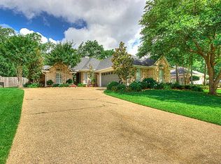 103 Hanging Moss Ln, Benton, LA 71006