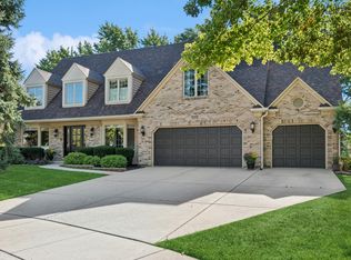 3004 Bennett Dr, Naperville, IL 60564