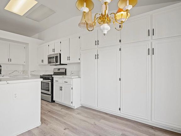 5th image of 1863 W Avenue H8