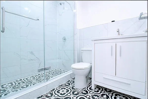 Rented by Compass | media 7