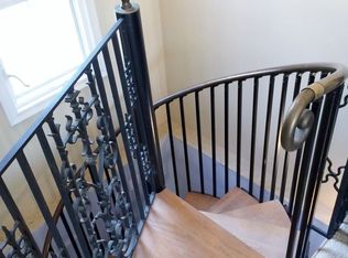 1290 S Los Robles Ave, Pasadena, CA 91106