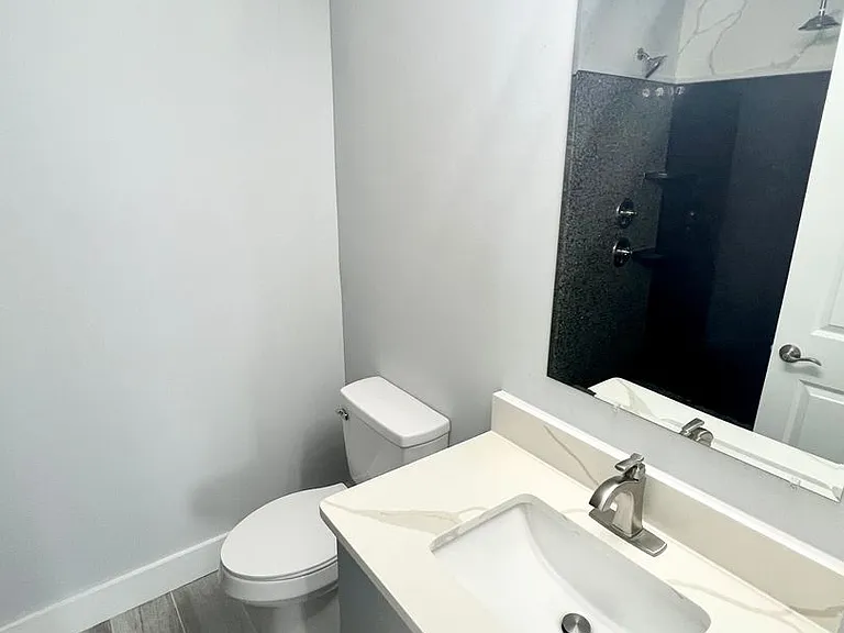 2705 Mercer Dr — Photo 29