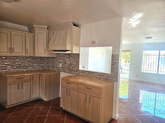 4th image of 51635 Avenida Rubio