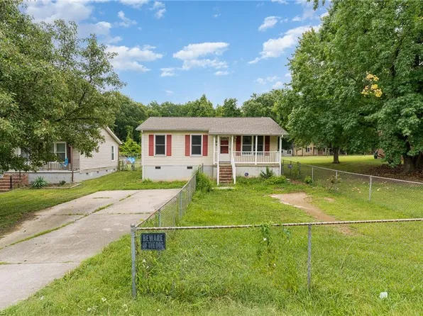 305 Franklin Blvd #A, Greensboro, NC 27401