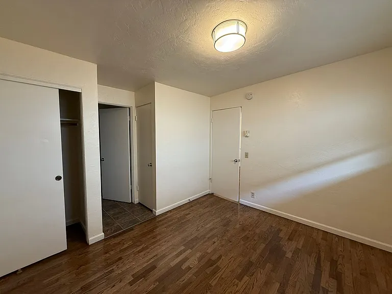 2950 Willamette St — Photo 8