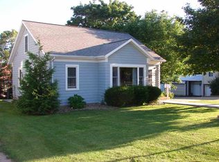 201 E Polk St, Dodgeville, WI 53533