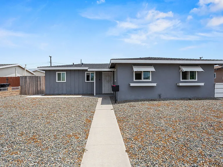 13192 Edwards St — Photo 15