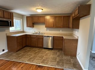 531 Geron Dr, Springfield, OH 45505