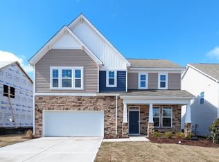 916 Channel Drop Loop, Zebulon, NC 27597