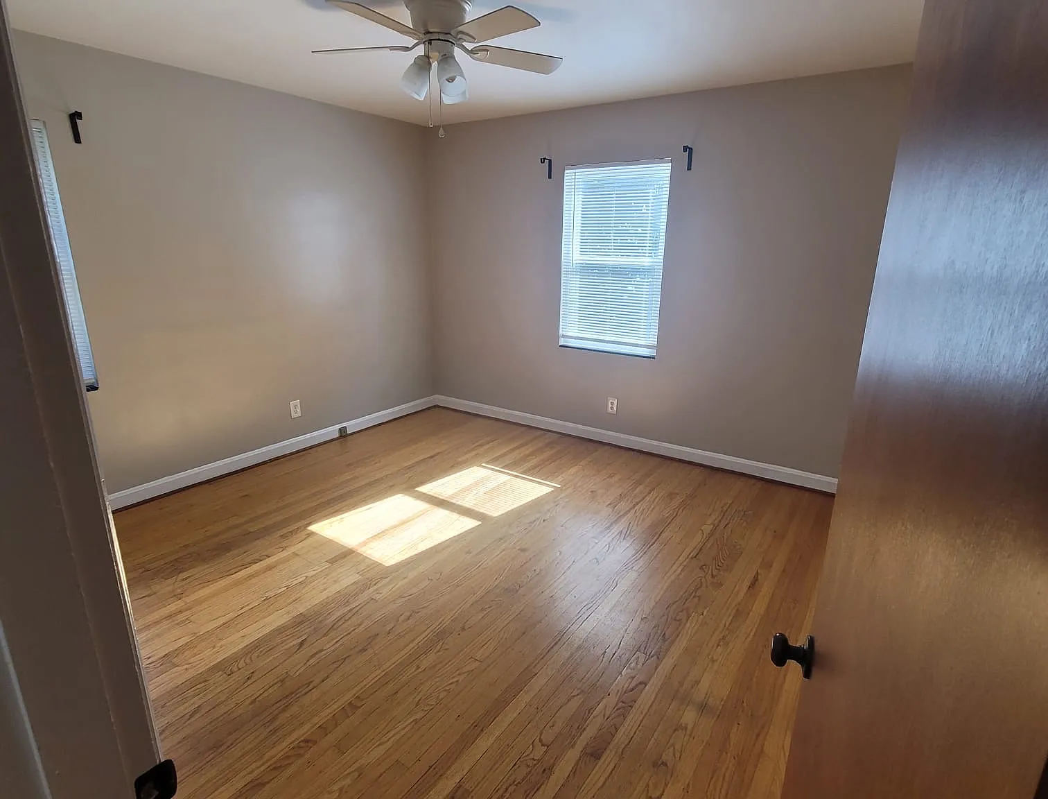 2 bed, 850 sqft, $1,075 — Photo 3