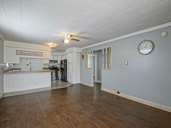 4th image of 1024 Gaudet Dr