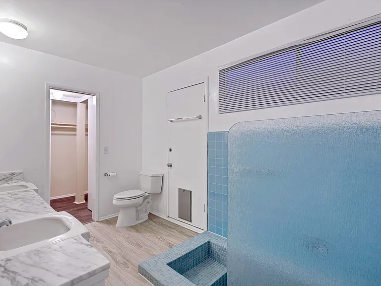 9767 Rhea Ave — Photo 13