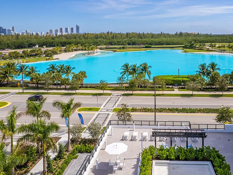 SoLe Mia Rentals — Photo 91