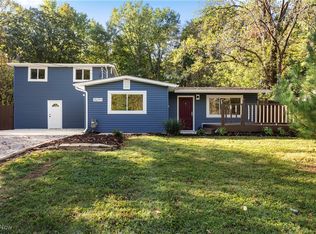 35293 Elm Rd, Grafton, OH 44044