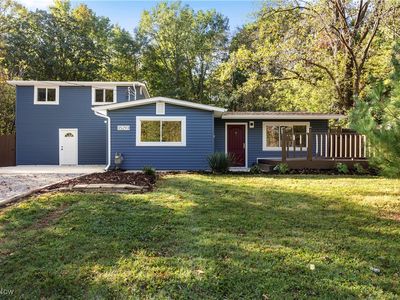 35293 Elm Rd, Grafton, OH, 44044