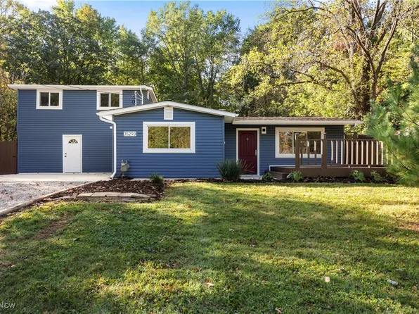 35293 Elm Rd, Grafton, OH 44044