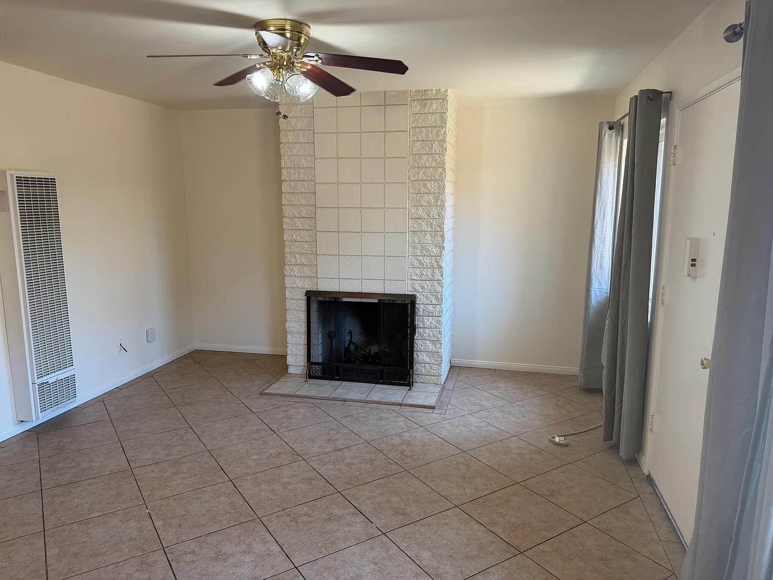 2 bed, $2,275 — Photo 3