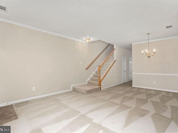 4th image of 2664 Manhattan Pl Unit 3/105