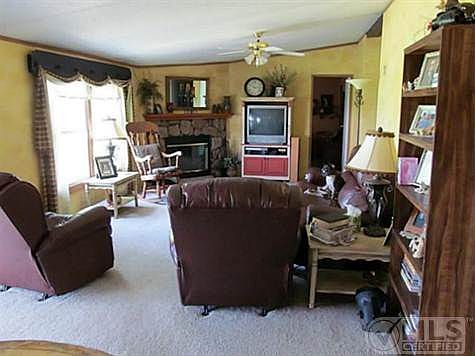 5th image of 1601 County Road 2925