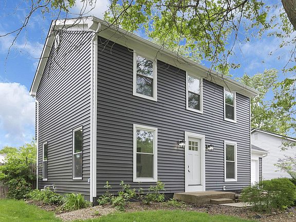 3rd image of 338 Gentlewind Dr