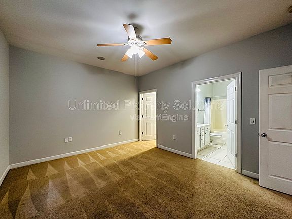 5th image of 5244 Christian Dr