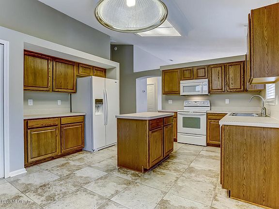 2nd image of 12541 W Hidden Gardens Dr