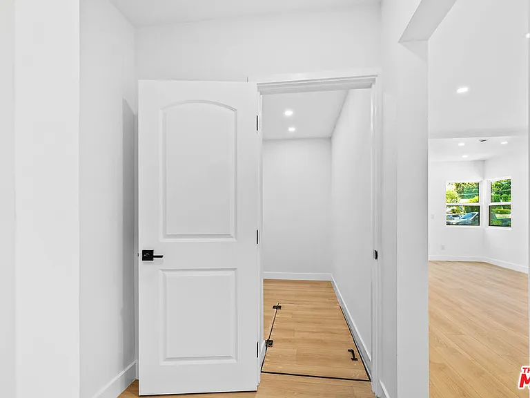 1722 Bel Aire Dr — Photo 19