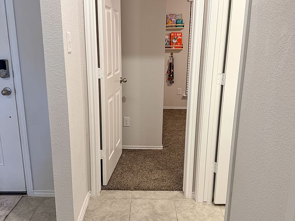 5th image of 2412 Elba Dr
