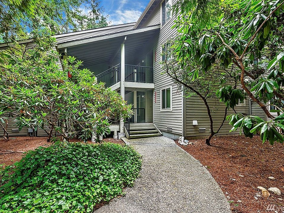 1st image of 14611 NE 81st St