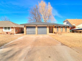 4125 Overland Dr, Del City, OK 73115