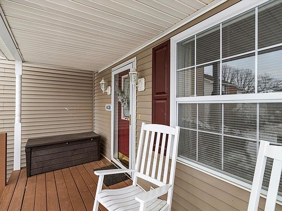 4th image of 1438 Scott St