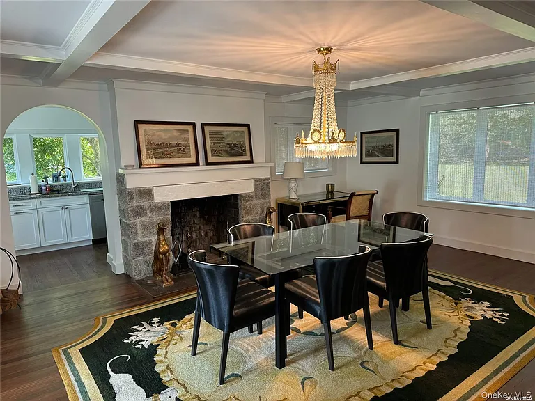 8 Valley Rd — Photo 4