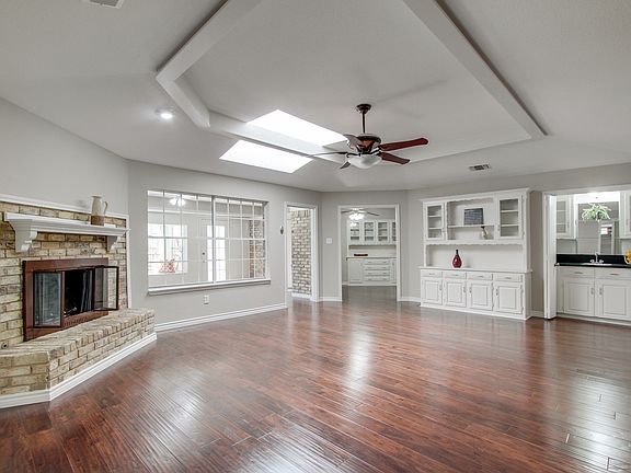 2nd image of 2420 Kelsey Dr