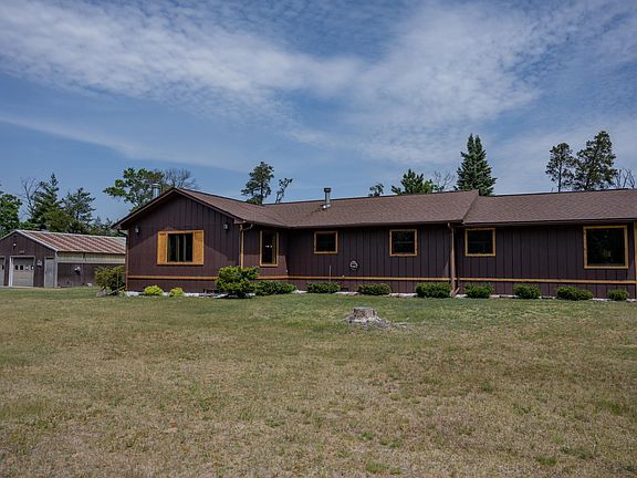 5th image of W5612 Barbara Ln