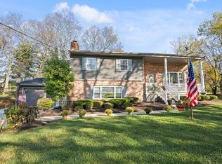 4450 Classic Dr, Cincinnati, OH 45241