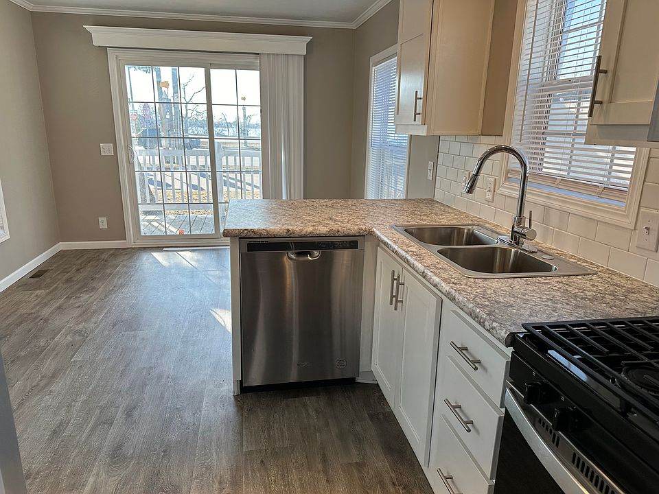 32 Canal Dr 300032, Pontiac, MI 48341 Zillow